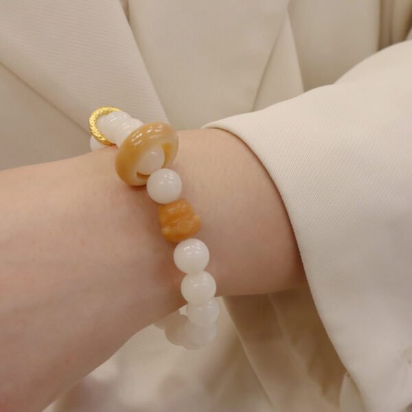 Women Bracelet White Bodhi - Image 4