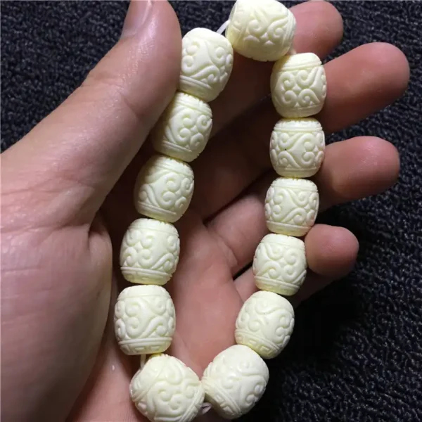 #02122155 Ivory Nut Barrel Bead Bracelet Carved with Auspicious Clouds - Image 2